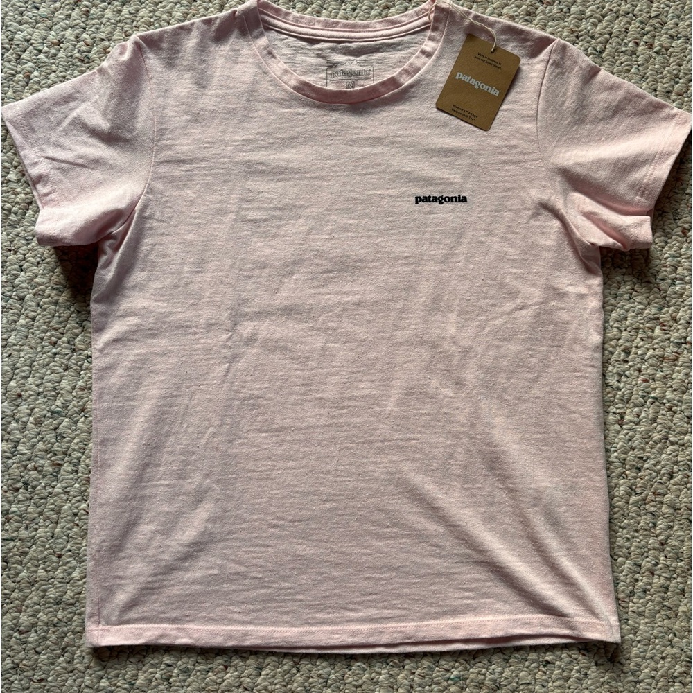 Patagonia Responsibili-Tee t-shirt.  Size M.